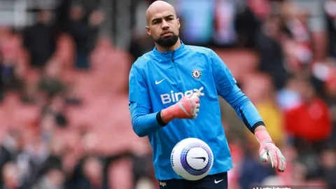 世俱杯参赛阵容公布：曼城领跑，吉达联合、浦和红钻等六队确定，南美冠军战局未定